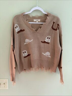 No comment Distressed Cowboy Motif V-Neck Sweater - Tan M